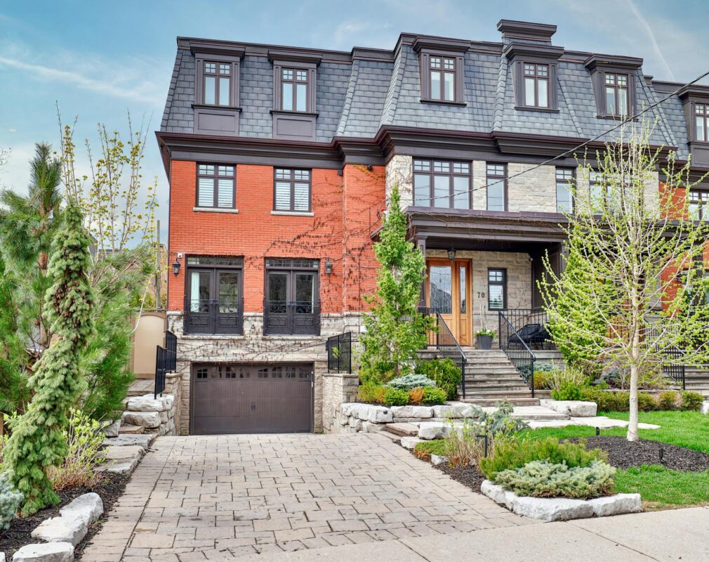 Find best neighborhoods in Toronto to live in, the Deer Park houses 