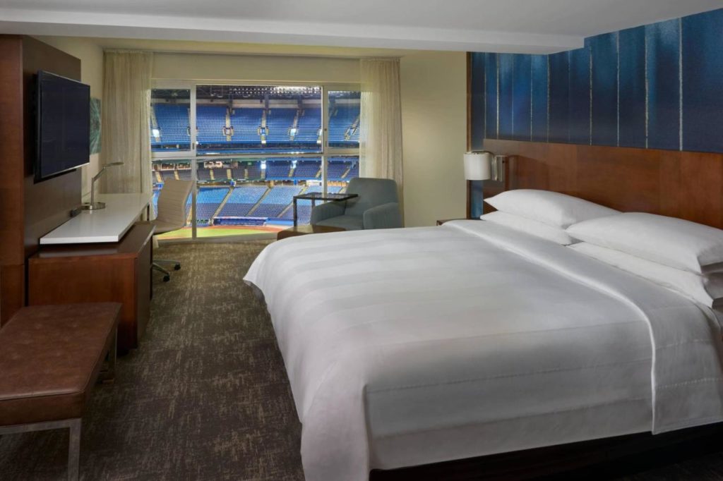 Toronto hotels with a view of CN Tower, Marriot Centre in Rogers Centre