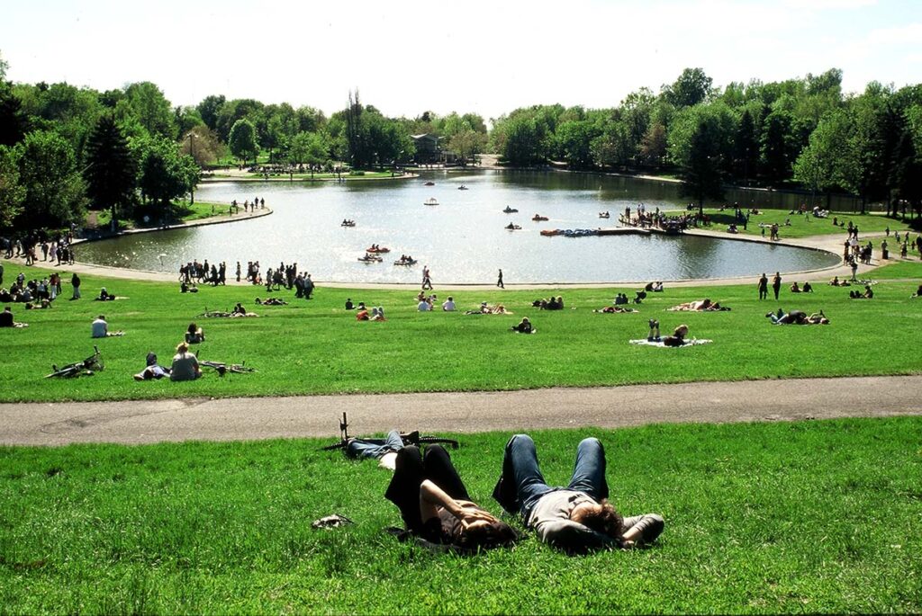 Parc Mont-Royal montreal date idea